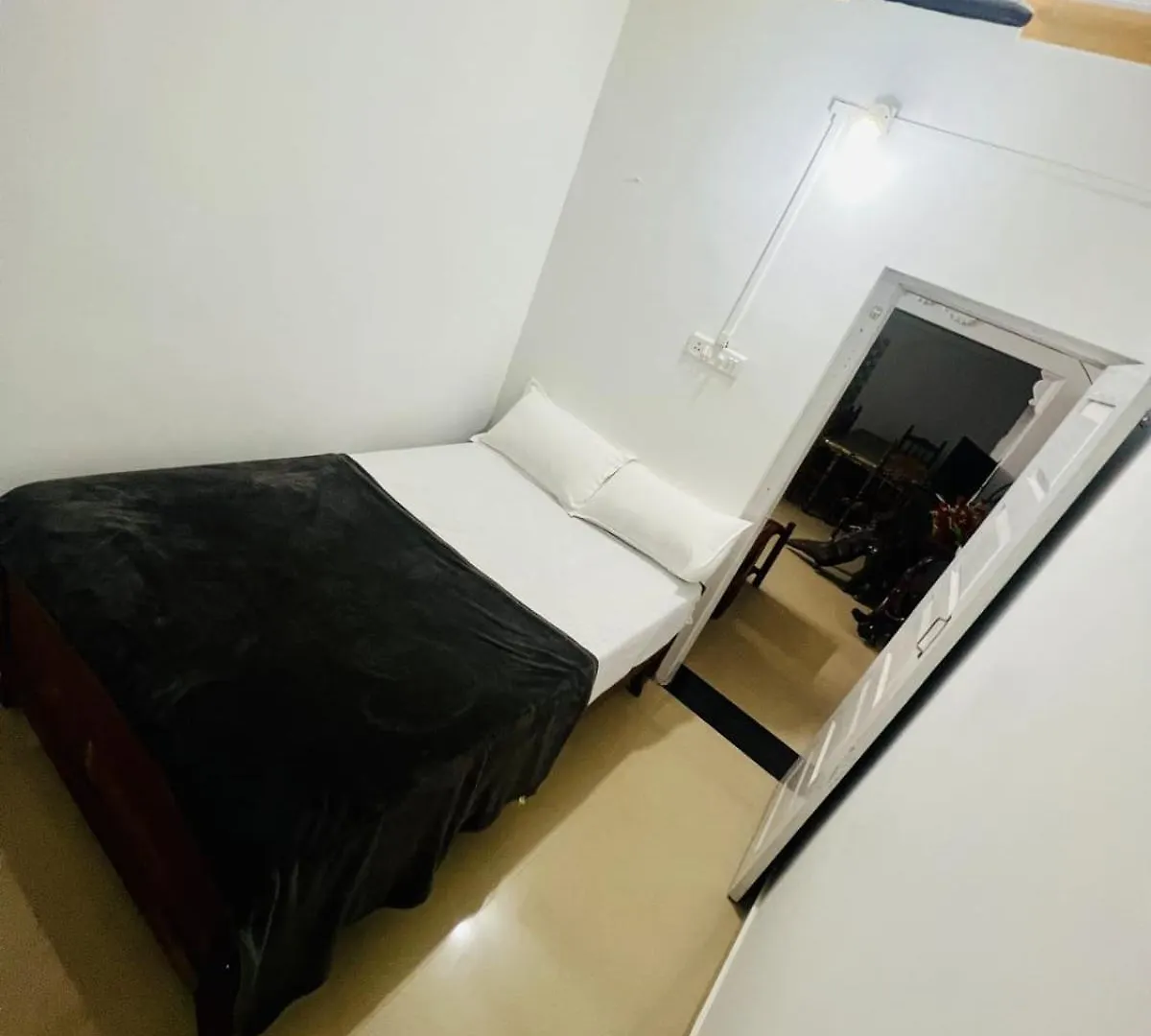 Suryas Home Stay Devikolam Apartment